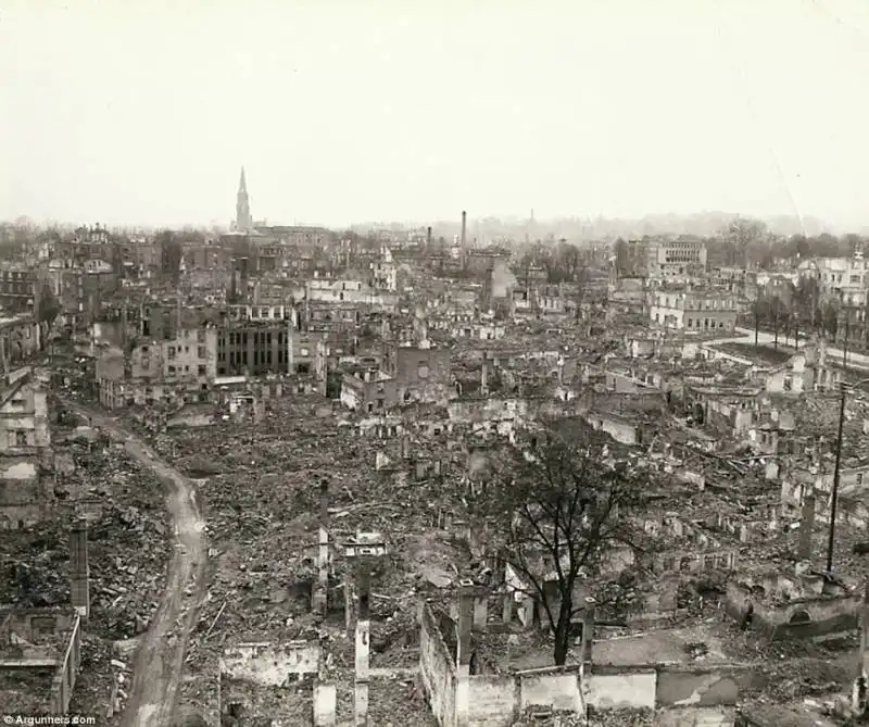 freiburg im breisgau bombardata