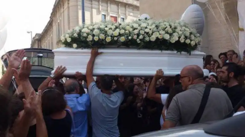 FUNERALE ILARIA BOEMI