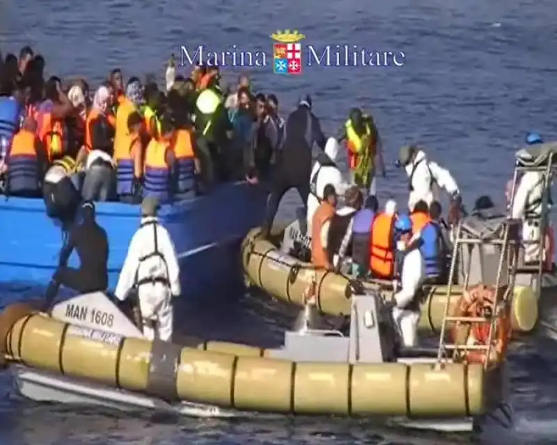 italian navy rescue operation 