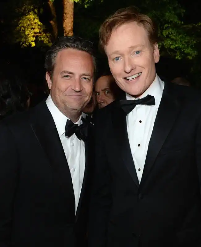 kevin spacey photobomba conan o brien e matthew perry