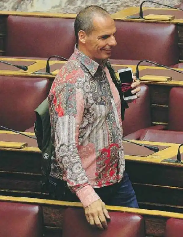 LA CAMICIA DI VAROUFAKIS