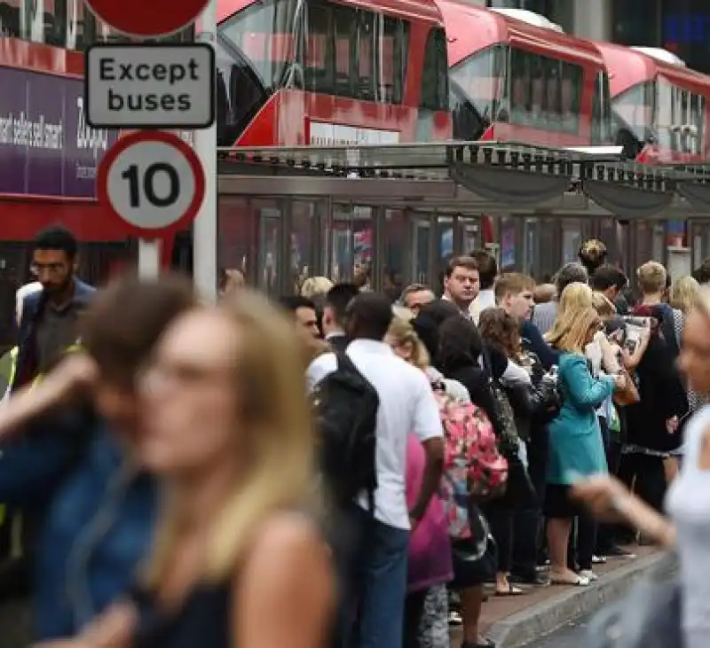 LONDRA SCIOPERO METRO 5