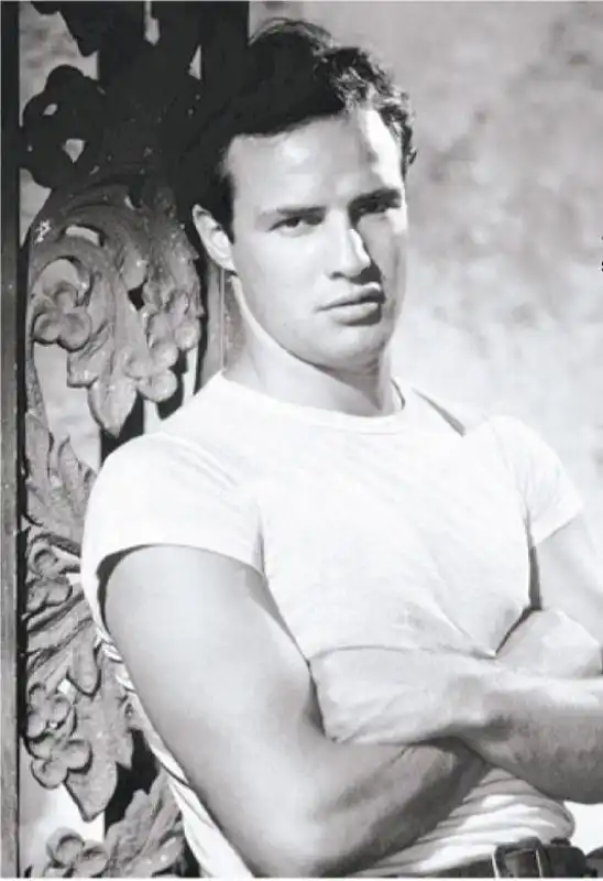 MARLON BRANDO