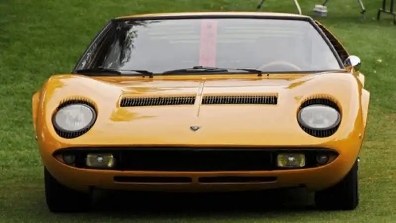 Miura Lamborghini - - Carrozzeria Bertone