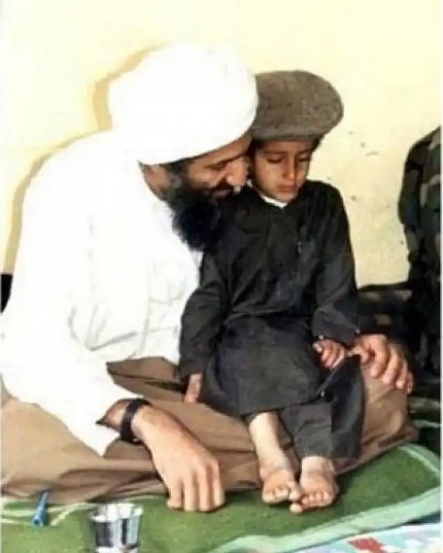 OSAMA E HAMZA BIN LADEN