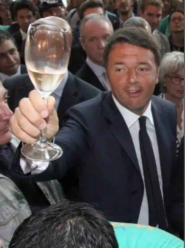 renzi al meeting di rimini  4