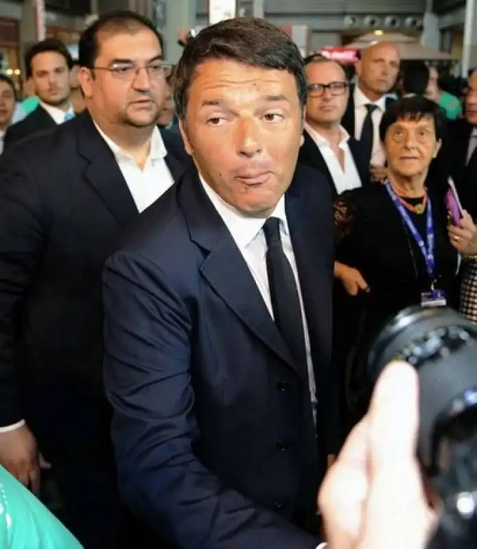 renzi al meeting di rimini  7