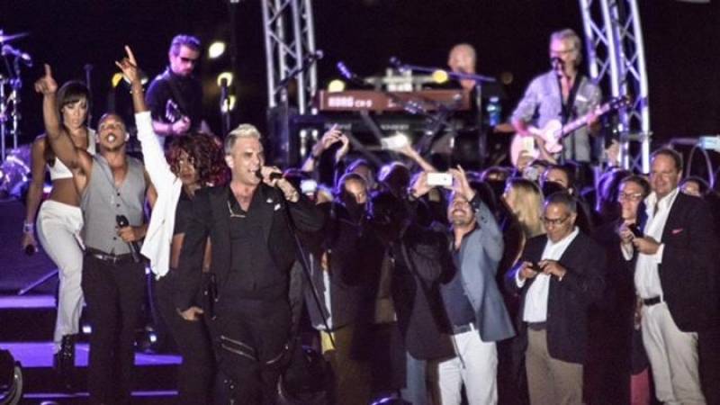 robbie williams al cala di volpe