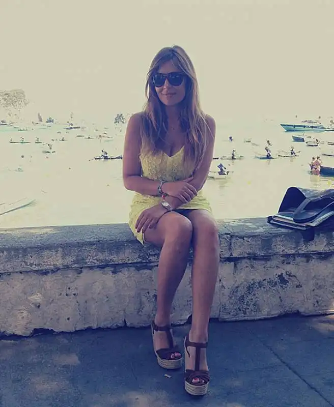 selvaggia lucarelli al mare