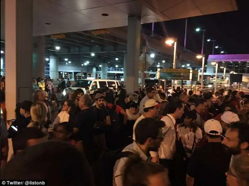 aeroporto jfk evacuato  3