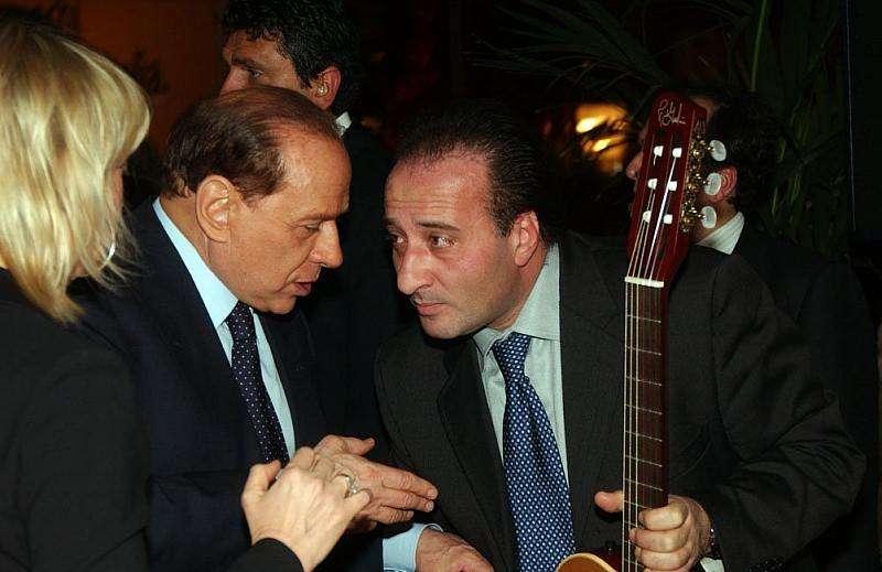 APICELLA BERLUSCONI 10