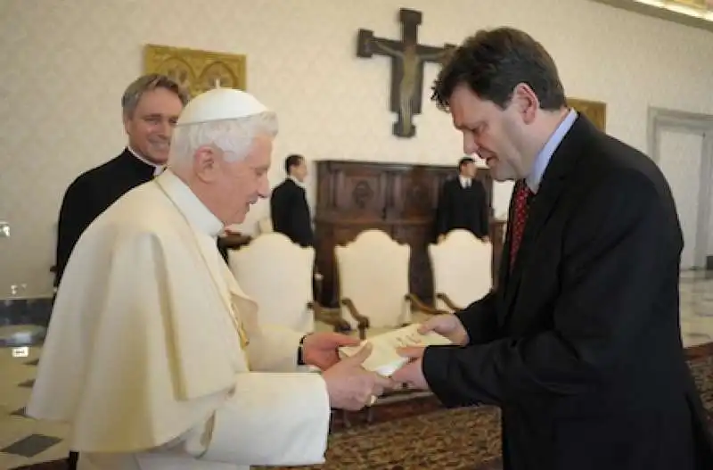 BENEDETTO XVI CON PETER SEEWALD