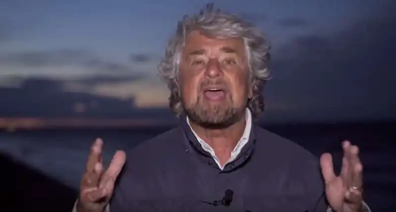 beppe grillo videomessaggio in mezzo alla tempesta