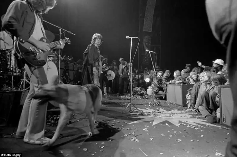 jagger sul palco di altamont