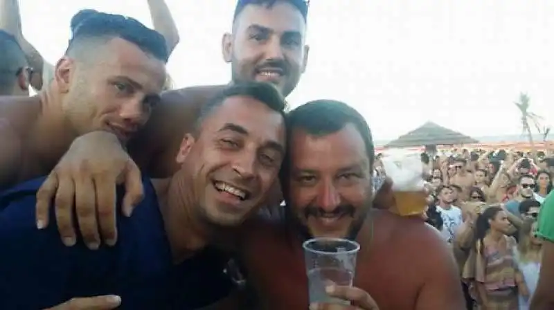 matteo salvini al papeete di milano marittima  10