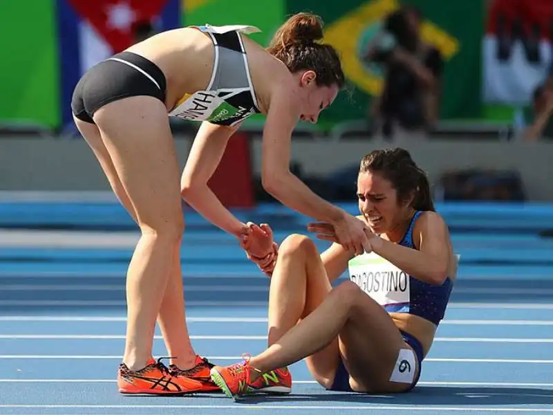 mezzofondiste nikki hamblin e abbey d'agostino  7