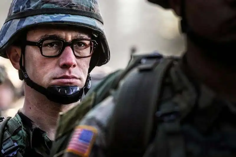 OLIVER STONE SNOWDEN 3