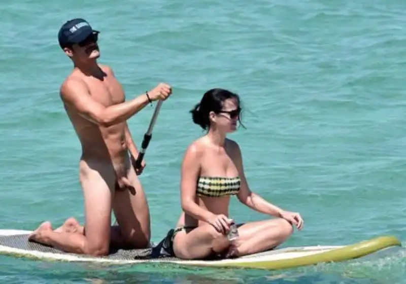 orlando bloom pagaia e spisella con katy perry