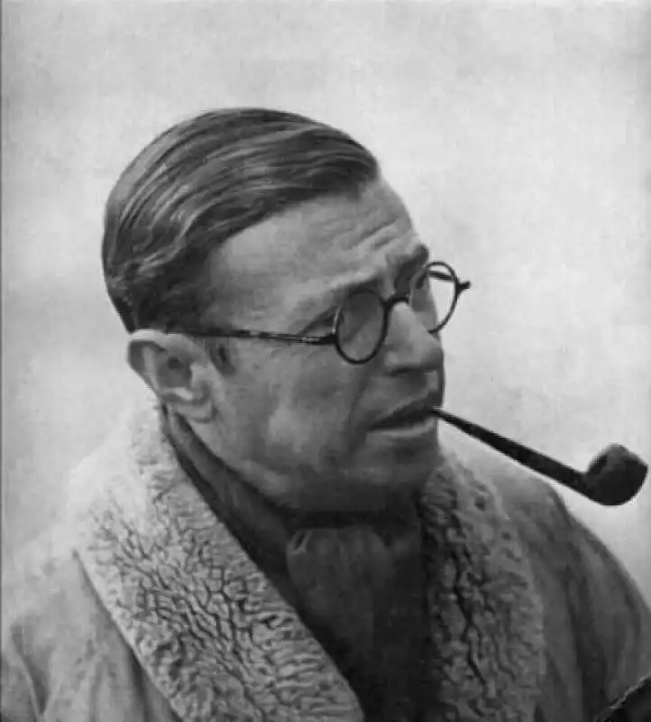 SARTRE CON LA PIPA