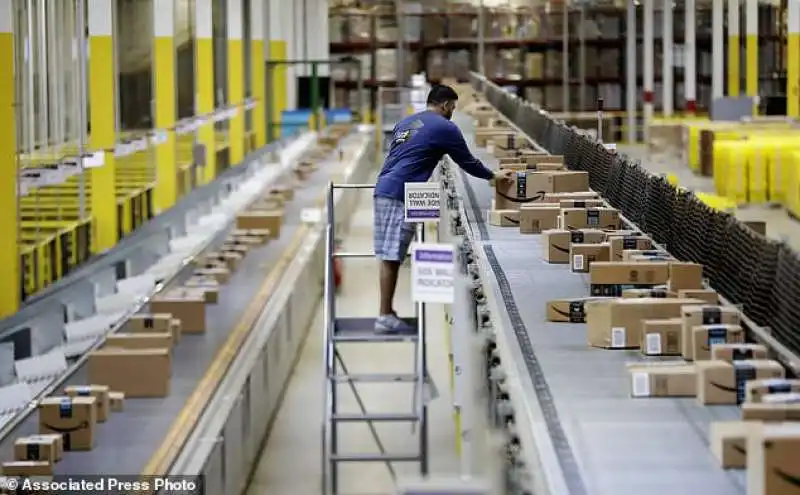 amazon jobs day