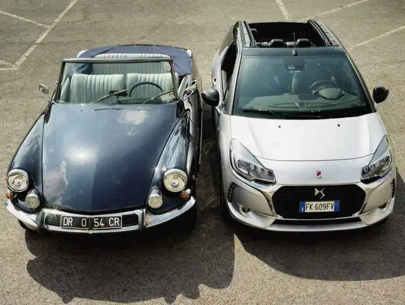 DS 3 CABRIO E DS21 CABRIOLET