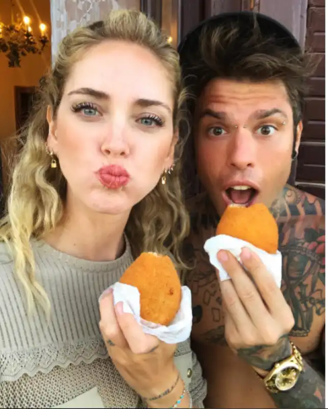 ferragni e fedez a taormina