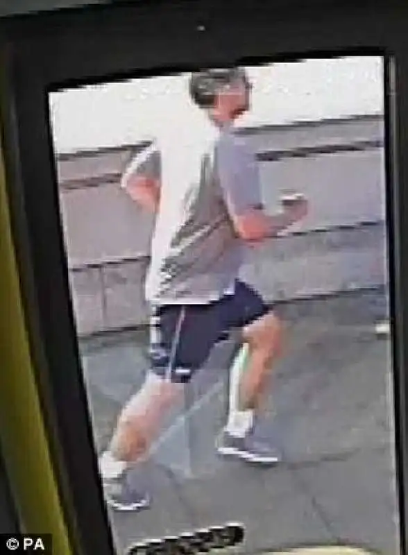 il jogger rirpeso dalla telecamera