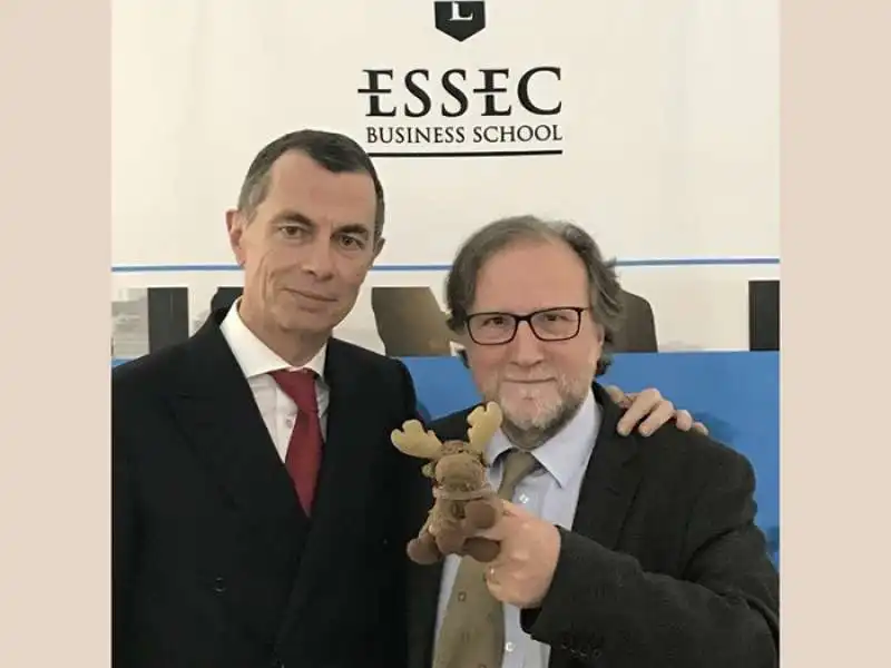 jean pierre mustier e patrice poncet con elkette l alce peluche di mustier