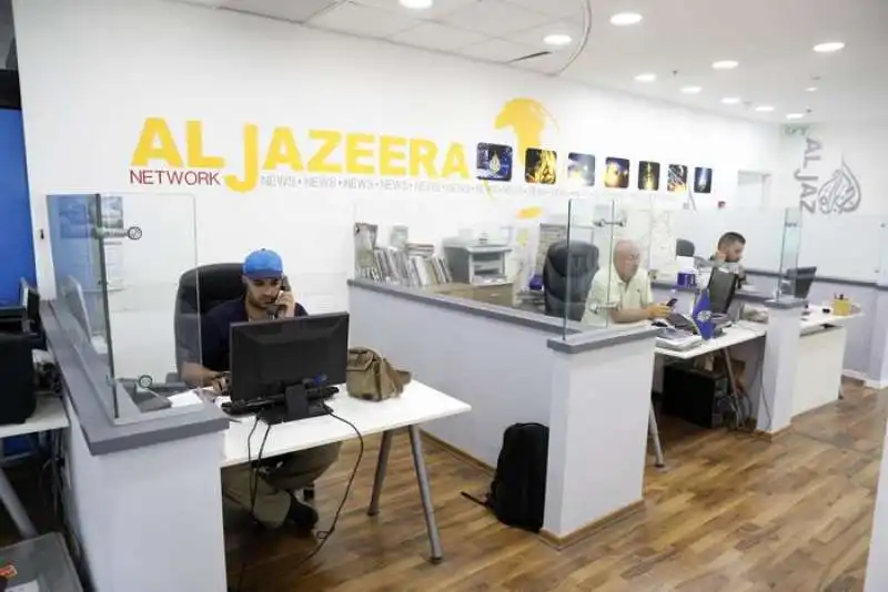 LA REDAZIONE DI AL JAZEERA A GERUSALEMME