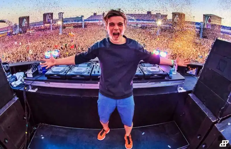 martin garrix . 2