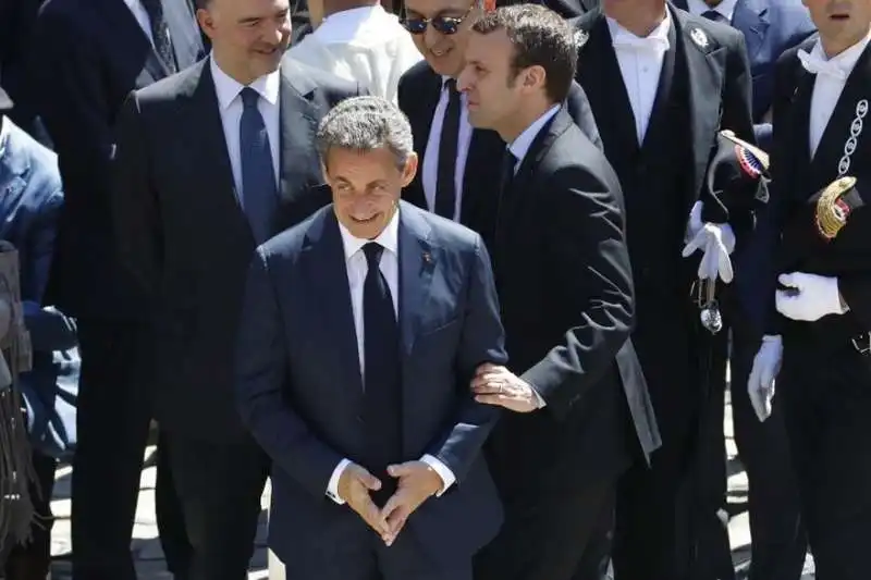 SARKOZY MACRON 1