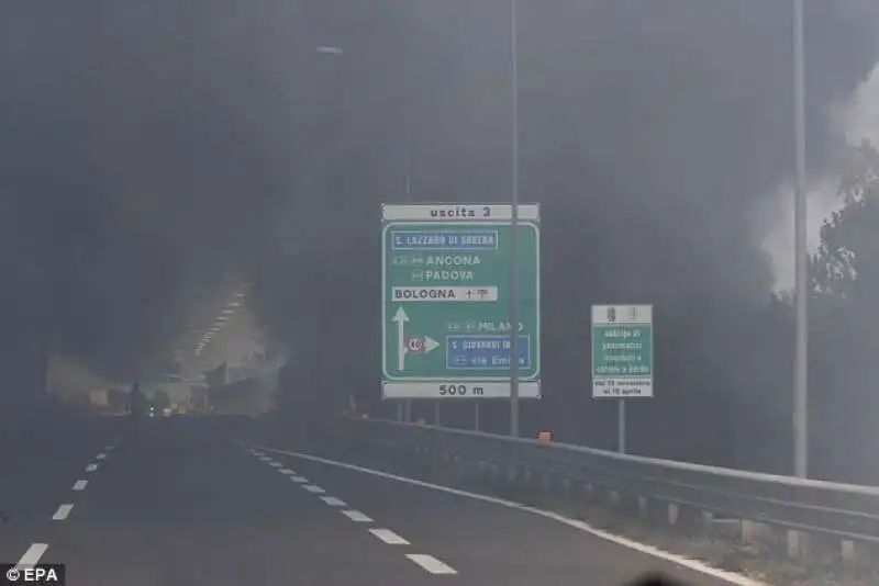 bologna esplosione in autostrada borgo panigale 9