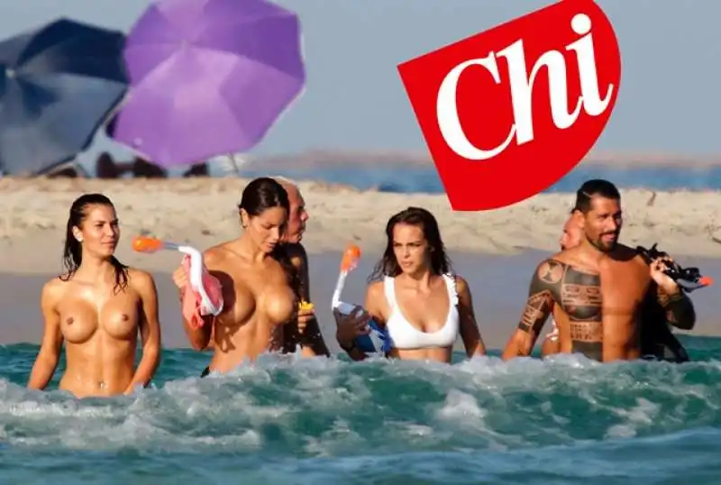 BORRIELLO CIRCONDATO DA RAGAZZE IN TOPLESS A IBIZA