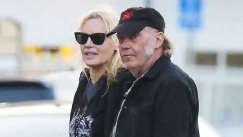 daryl hannah e neil young 1