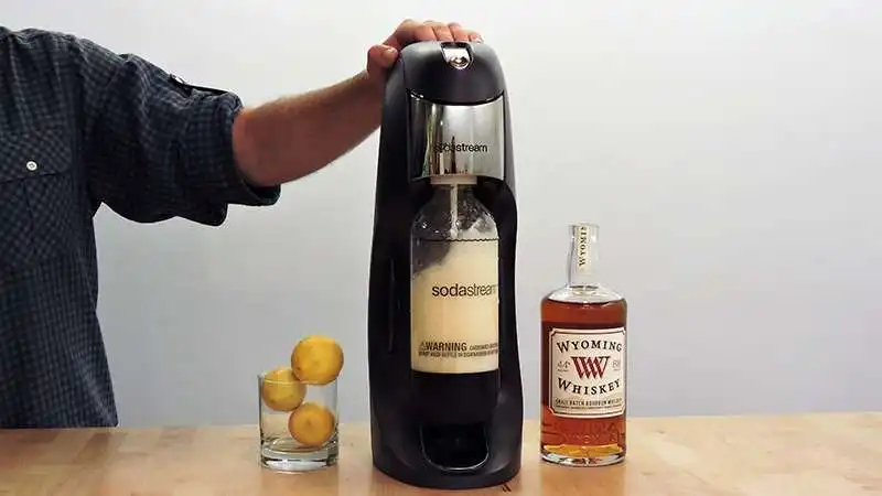 fare cocktail con sodastream