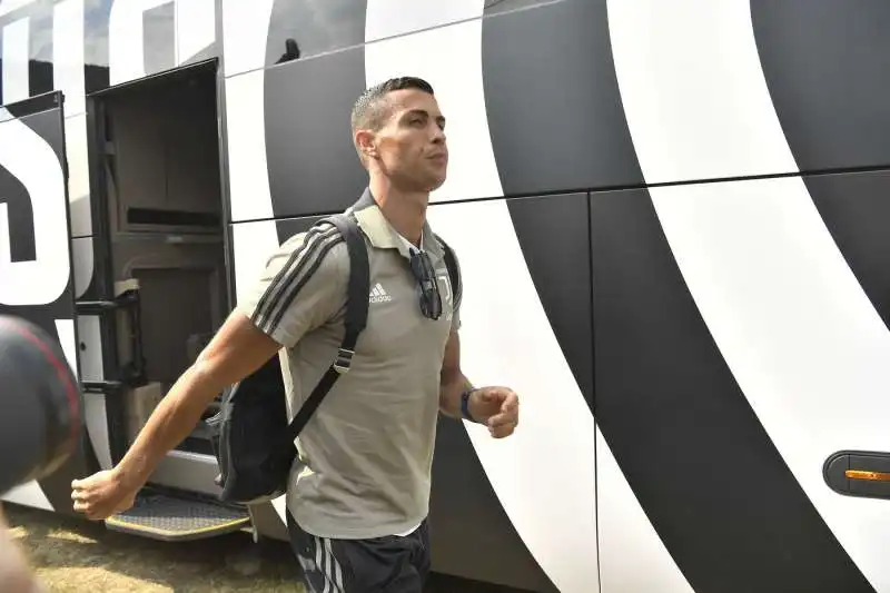 il debutto di cristiano ronaldo con la maglia juventus a villar perosa 