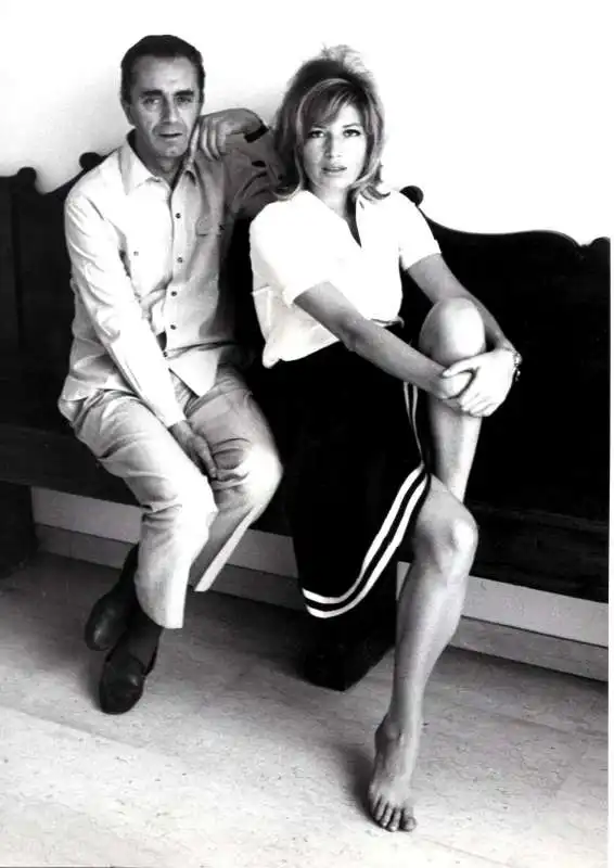 monica  vitti   michelangelo antonioni