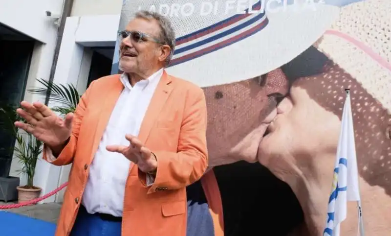 oliviero toscani ladro di felicita' 2