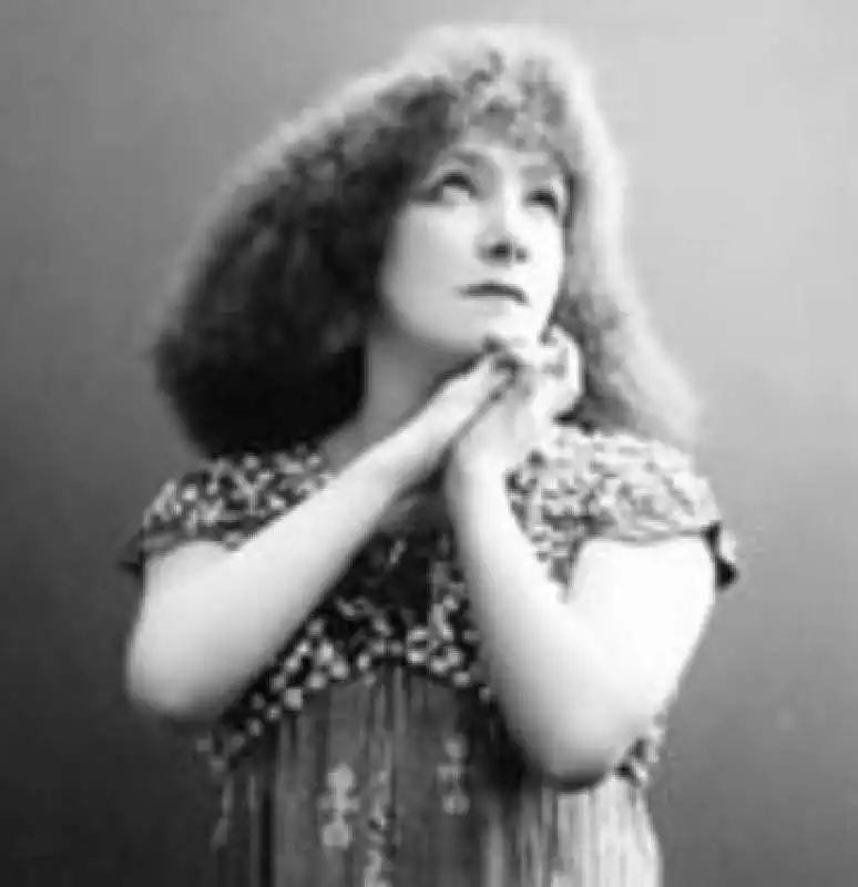 sarah bernhardt 11