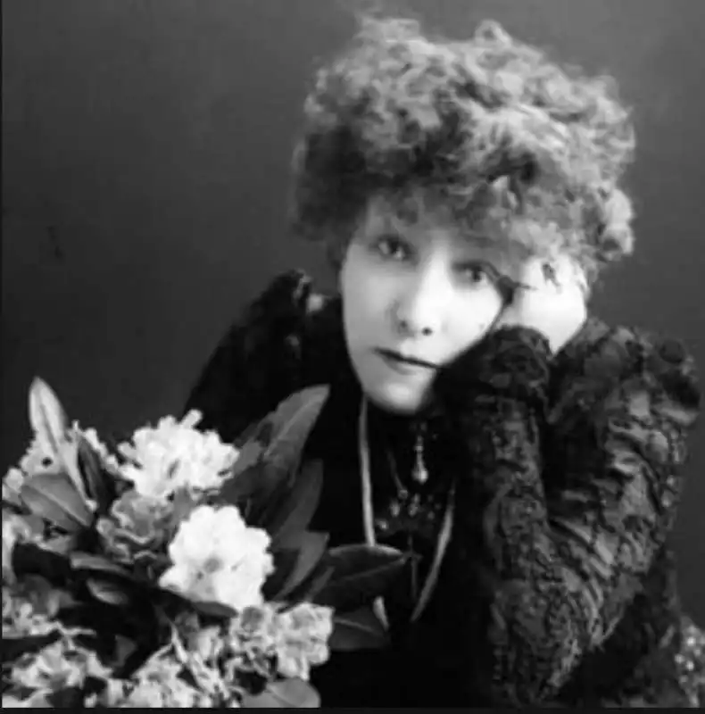 sarah bernhardt 3