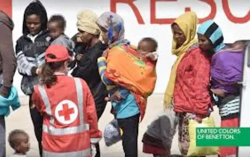 spot benetton con i migranti