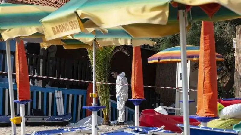 uomo ucciso in spiaggia a nicotera 7