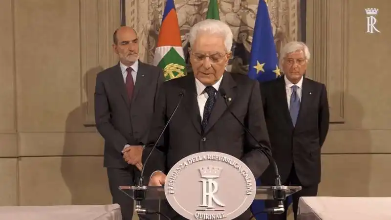 consultazioni   parla sergio mattarella 1