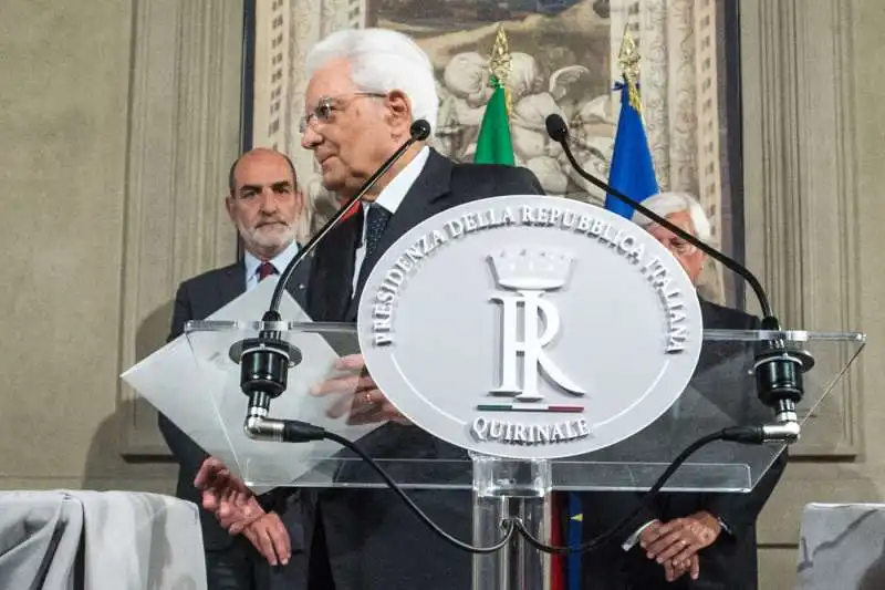 consultazioni   parla sergio mattarella 1