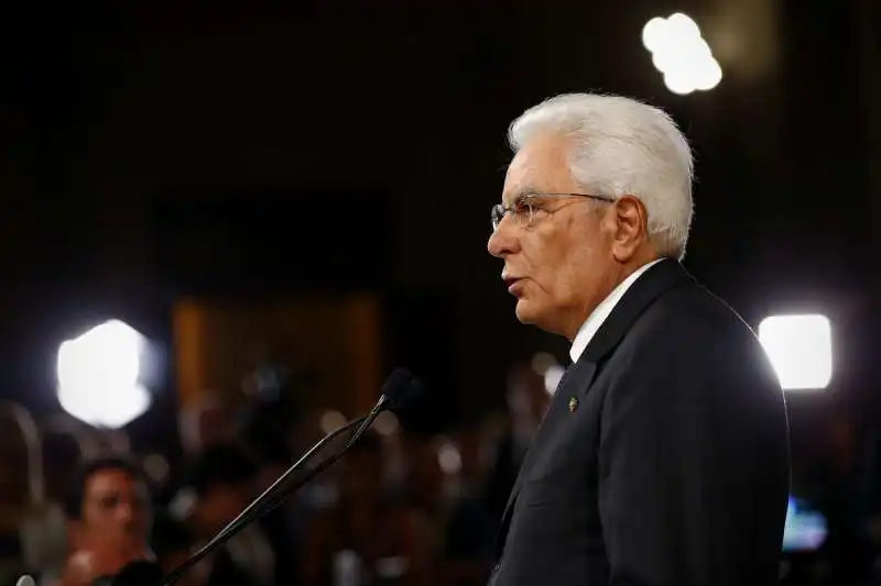 consultazioni   parla sergio mattarella 4