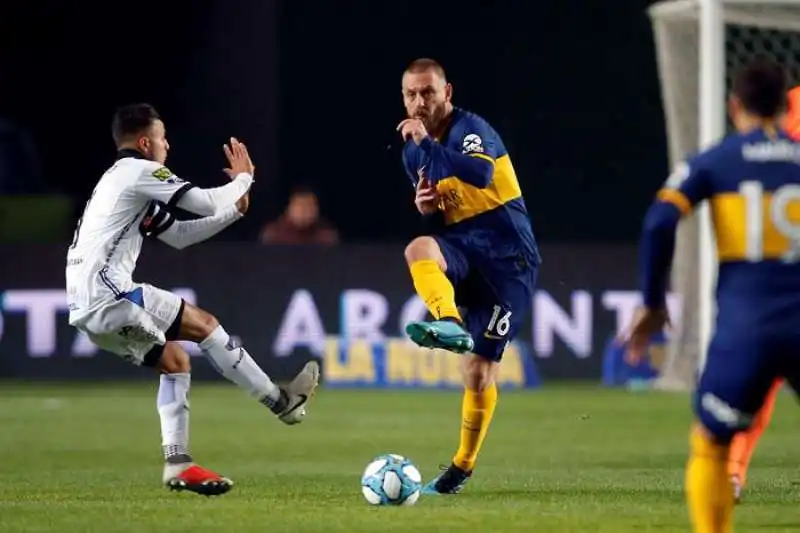 DANIELE DE ROSSI ALL ESORDIO CON IL BOCA JUNIORS