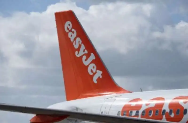 easyjet 7