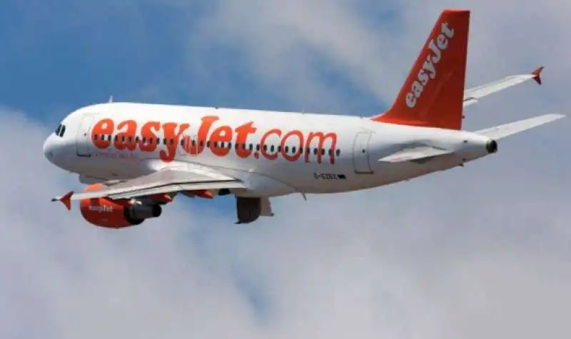 easyjet 8