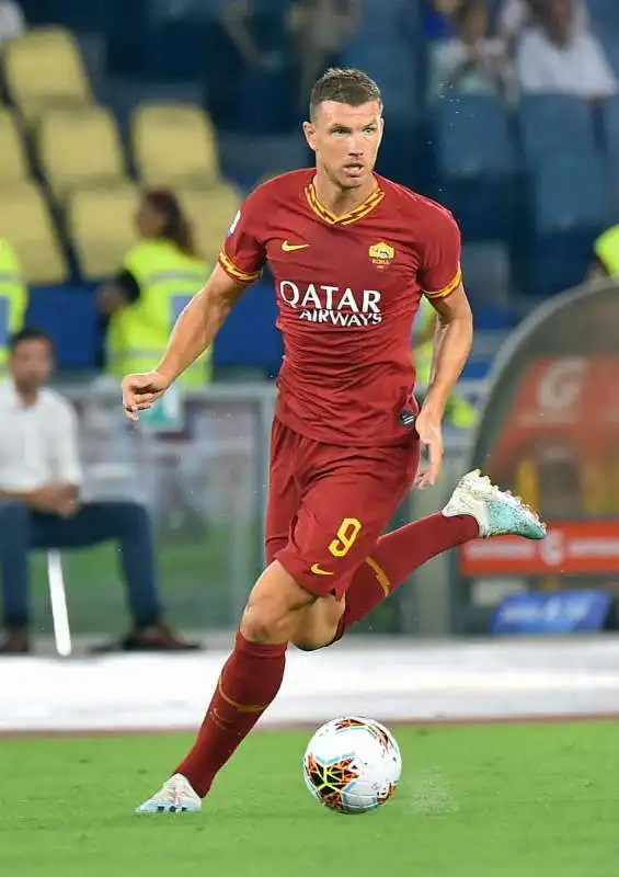 edin dzeko  foto mezzelani gmt003