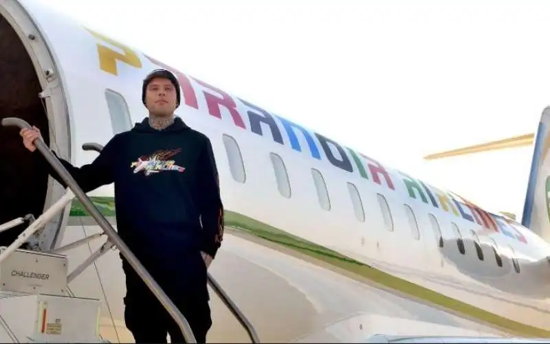 fedez   paranoia airlines 1